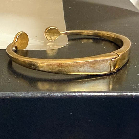 Kate Spade Spot The Spade Open Hinge Bangle - Picture 4 of 4